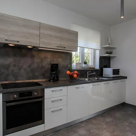 Apartment Apartments Fiora Premantura