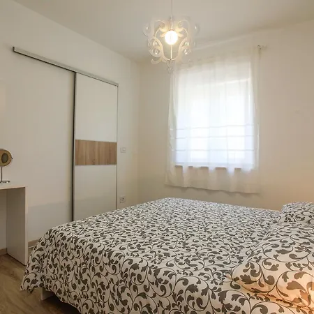 Apartments Fiora * Premantura