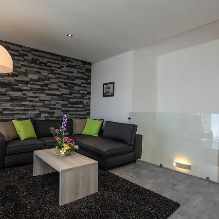 Apartments Fiora * Premantura