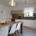 Apartman Fiora *